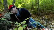 Cole Claire & Max Adonis font l'amour dans une tente