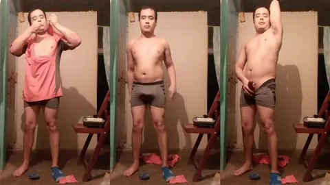 Jesus en boxer jalandose el pene avienta semen #11