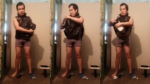 Jesus en boxer jalandose el pene avienta semen #14