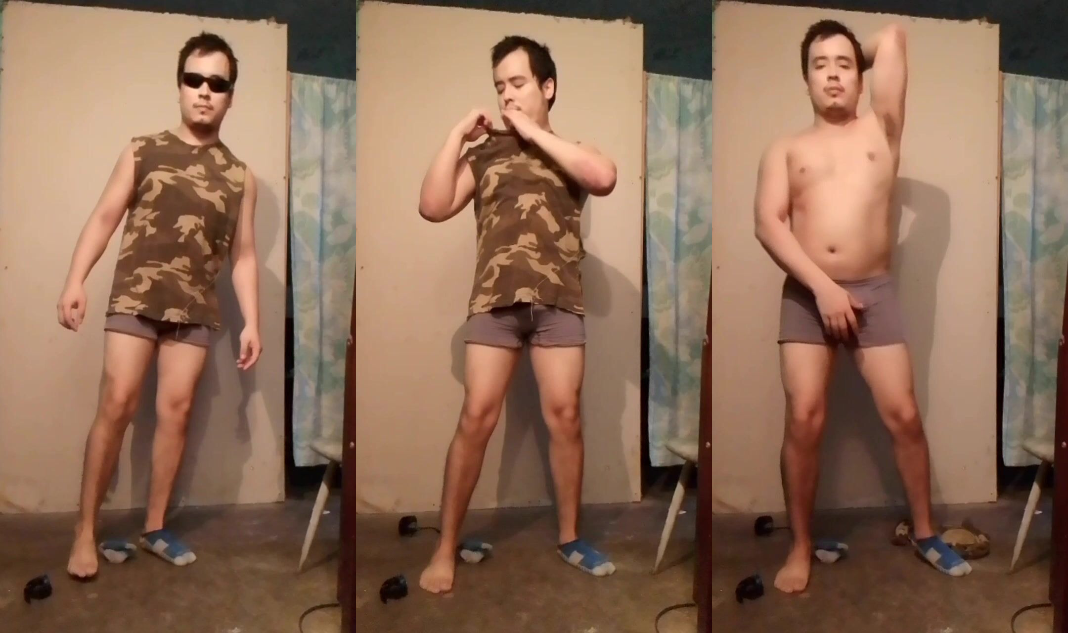 Gesù en boxer jalandose el pene avienta semen #15
