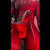 ~ Sussurri sporchi di supereroi.... sentirlo, ma non abbassare troppo lo sguardo ~