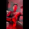 ~ Sussurri sporchi di supereroi.... sentirlo, ma non abbassare troppo lo sguardo ~