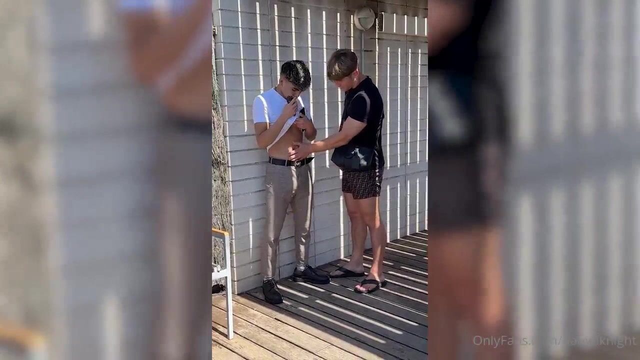 Daniel Knight (Viggo Sorensen) - picking up a twink, fucking him, and then cleaning u