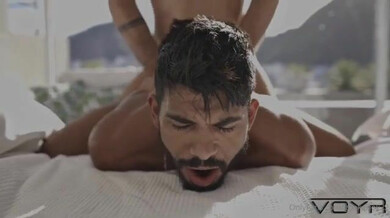 Sir Peter e Gael Kriok