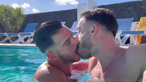 Manuel Reyes & Paddy O’Brian — raw