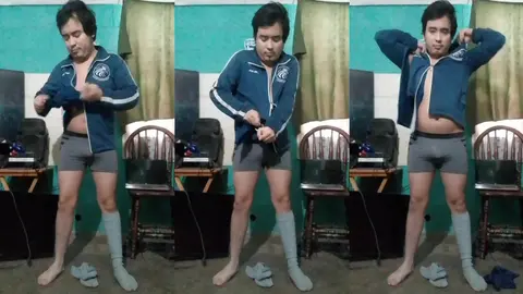 Jesus en boxer jalandose el pene avienta semen #25