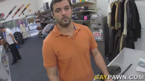 Tienda GayPawn follando con ex-militares