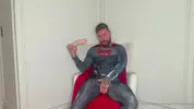 Superman holt sich einen runter