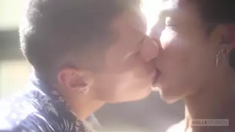 Sex heißes Paar Twinks luca troy