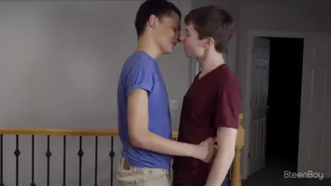 Twink-Boyfriends zuhause – Milo & Keagan