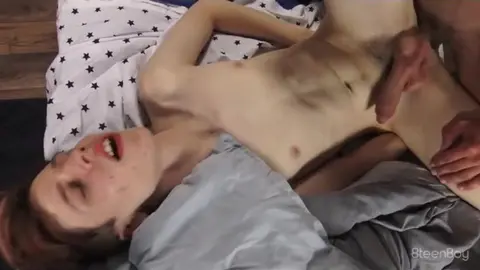 sexy pareja twinks amigos flip flop devin jared