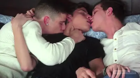 twunks threesome group room aiden travis ashton