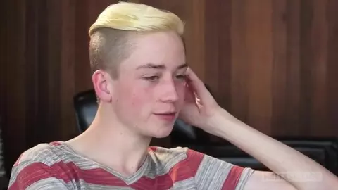 twinks pareja casa amigos matt evan