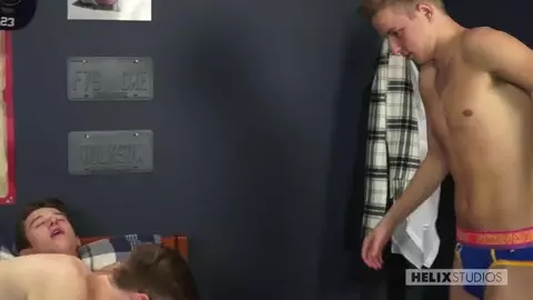 gruppe sexy twinks dreier evan noah blake