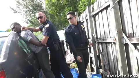 Serial_Tagger_gets_caught_in_the_Act