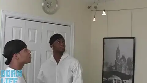 Dorm_Life_Archives_#3_-_Größer_&_Härter_-_Licht_und_Wasser