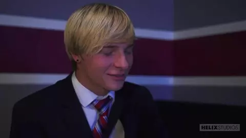 casal sexy amigos amantes quarto luke evan