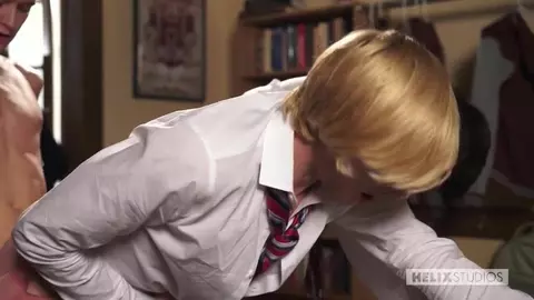 gruppo a tre twinks camera jessie evan carl