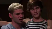 Coppia birichina a casa con amici — Dalton & Cooper