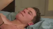 Coppia sexy di twinks a casa — Cameron & Leo