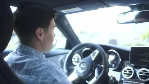 Casal sexy de twinks safadinhos no quarto — Corbin & Landoi