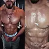Un beau musclé français se masturbe