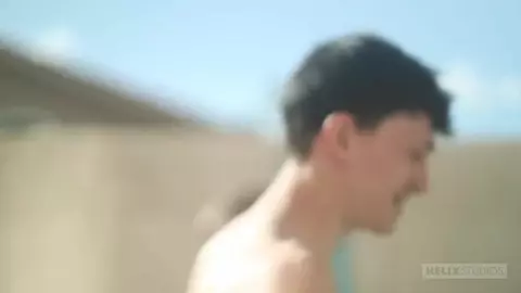 Casal sexy de twinks com amigos — Tyler & Kurt