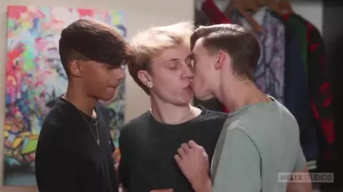 gruppo di amici a tre twinks austin jamar ryder