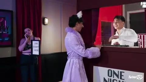 Couple sexy au cinéma — Sam & Joey