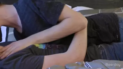 freches Paar, Freunde, Zimmer – Caleb & Jack