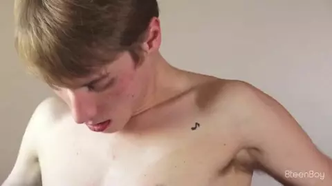 Twinks-Paar, Mitbewohner, Flip-Flop – Chase & Dustin