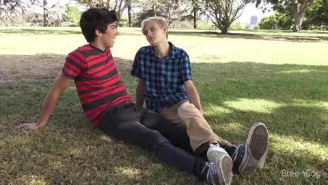 Sex heißes Paar Freunde Twinks Jared Adam