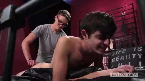 casal sexy amigos spank twinks blake greyson