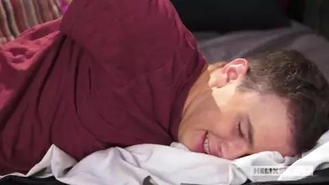 sexy hot show coppia camera kody logan