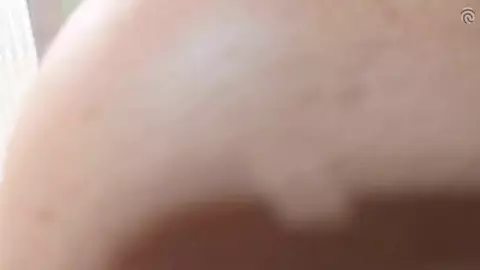 Rei_Salmao_milks_me_with_hungry_hole