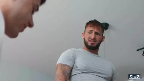 Joey Mills, Parker Savage - Os pés gigantes do meu colega de quarto Str8