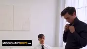 Benvi e Nick Floyd servem o seu mestre