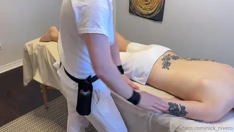 Nick Nivero & WhiteBoyMTL – Da massaggio normale a sessione bollente