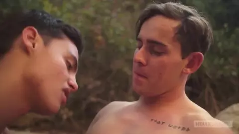 Pareja sexy al aire libre – Josh y Gabriel