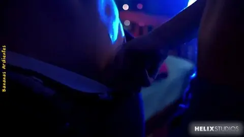 sexy pareja caliente twinks sala de fiestas jessie noah