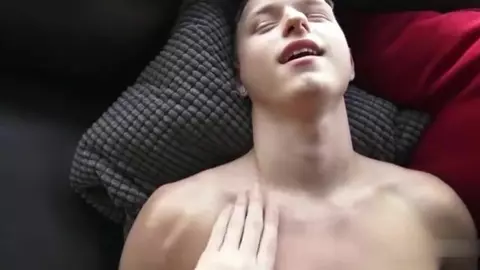 solo sexy porno twink noah show