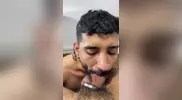 Ragazzo arabo e colombiano dotato