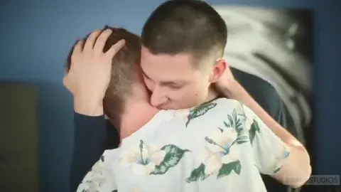 Plan chaud entre potes — Kane & Riley