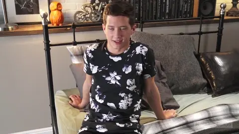 sexy hot  solo show cam tyler porn