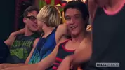 Orgia tra amici in casa al mare – Evan, Joey e Tyler