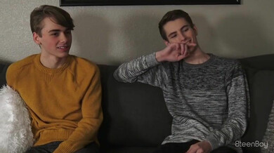 Pareja hot de twinks Trevor y Tristan