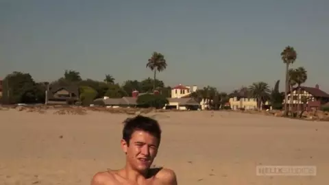 Plan à trois plage/maison — Evan & Ian