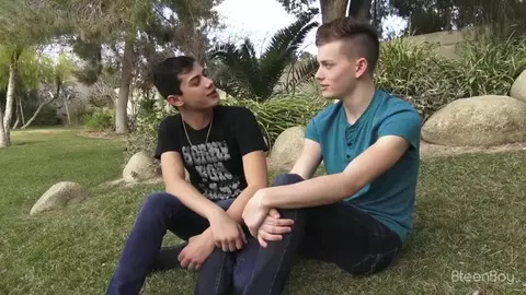 Casal de twinks sexy – Spencer & Nicholas