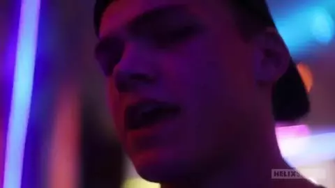 Couple sexy bien chaud, petits amis – Derek & Tyler