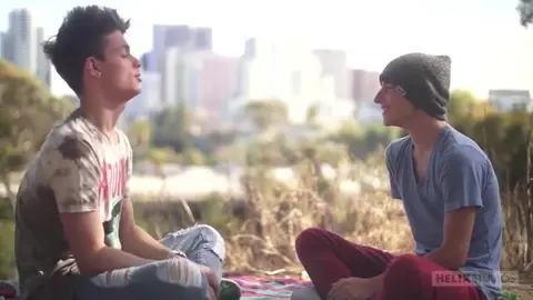 Pareja de twinks sexy: Ryan y Cole